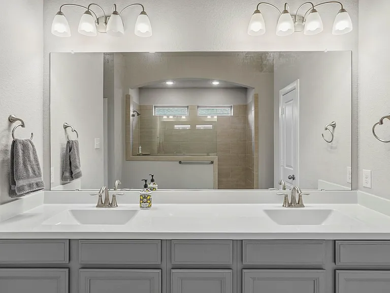 10055 Napier Dr — Photo 11