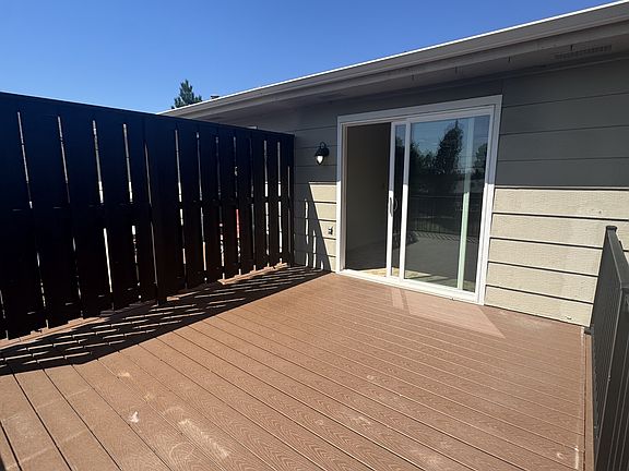 5th image of 2314 Rosebud Dr #A