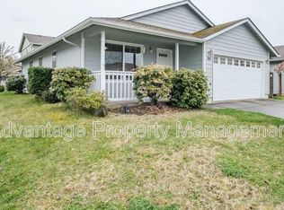 767 NW Lone Tree St, Albany, OR 97321