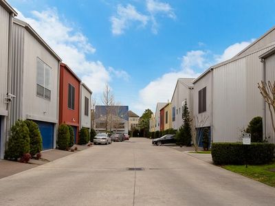 678 Lester St, Houston, TX, 77007