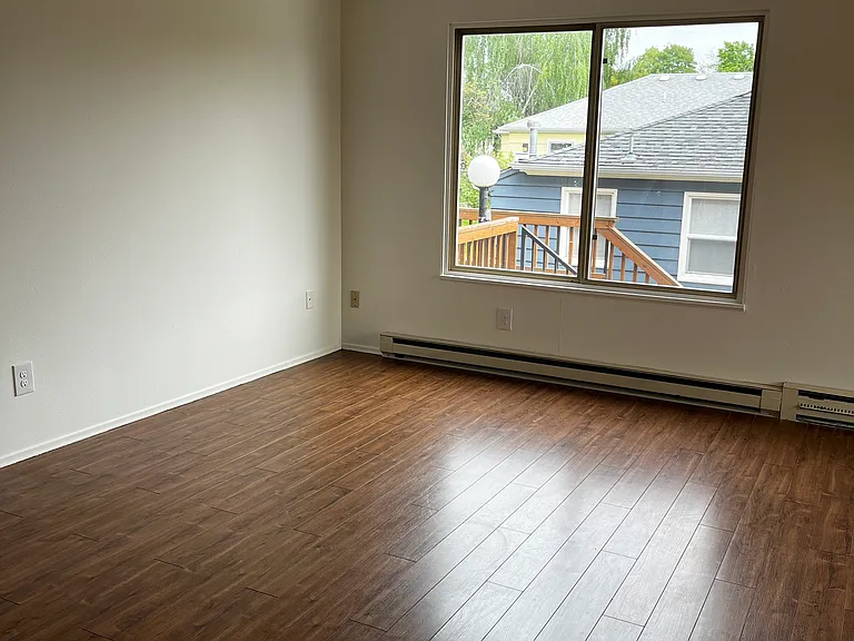 5309 SE 17th Ave — Photo 4