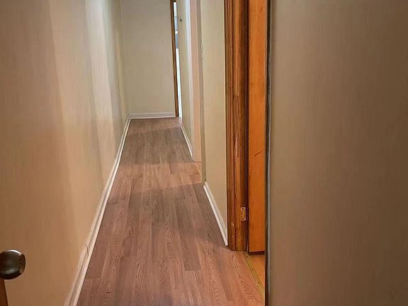 2nd image of 4638 158th St Unit 2