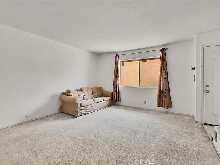 301 N Moore Ave #B — Photo 4