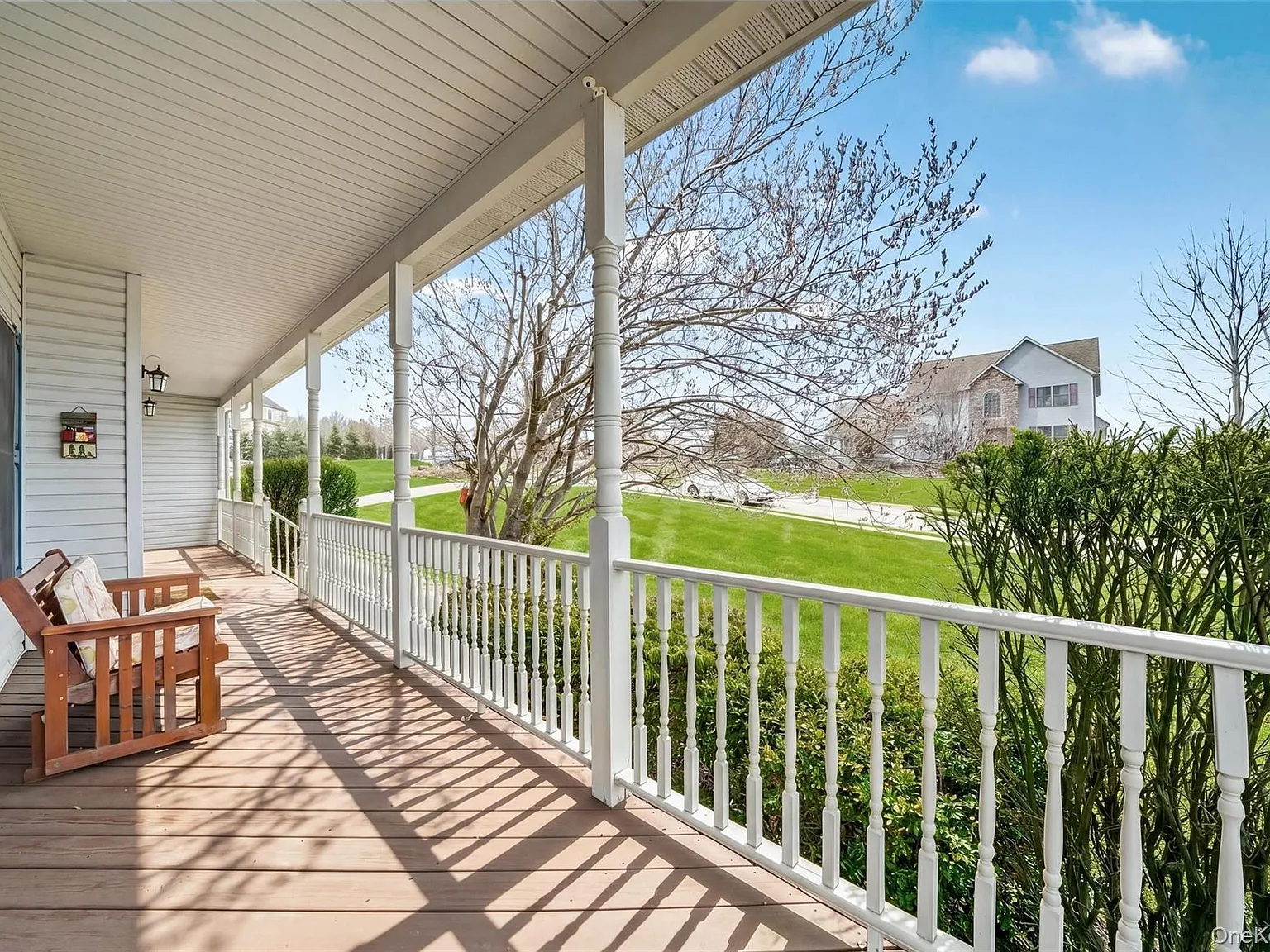 4 bed, 3.0 bath, 3744 sqft, $4,700 — Photo 3