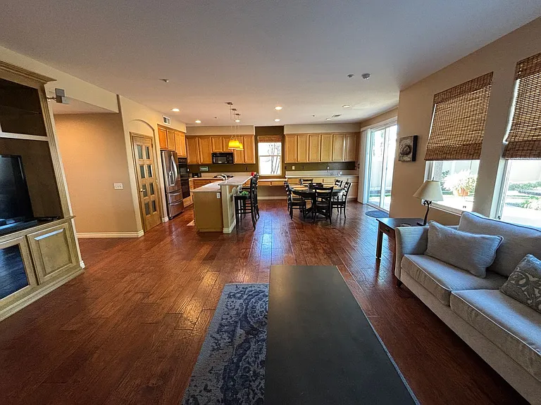 1163 Via Vista Dr — Photo 13