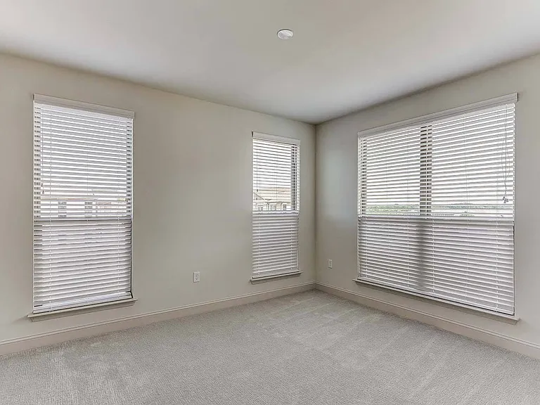 The Heights at Ridgewalk Townhomes & Apartments — Photo 42