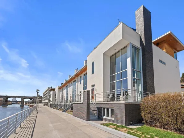 1975 North Riverwalk WAY #11, Milwaukee, WI 53212