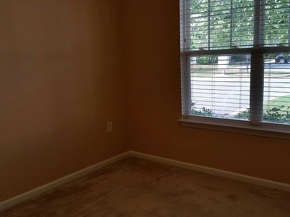 3rd image of 1654 Heather Chase Dr