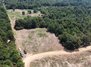 1 Edwards Rd, Carthage, MS 39051