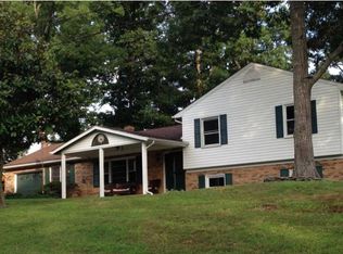 23004 Gunston Dr, Lexington Park, MD 20653