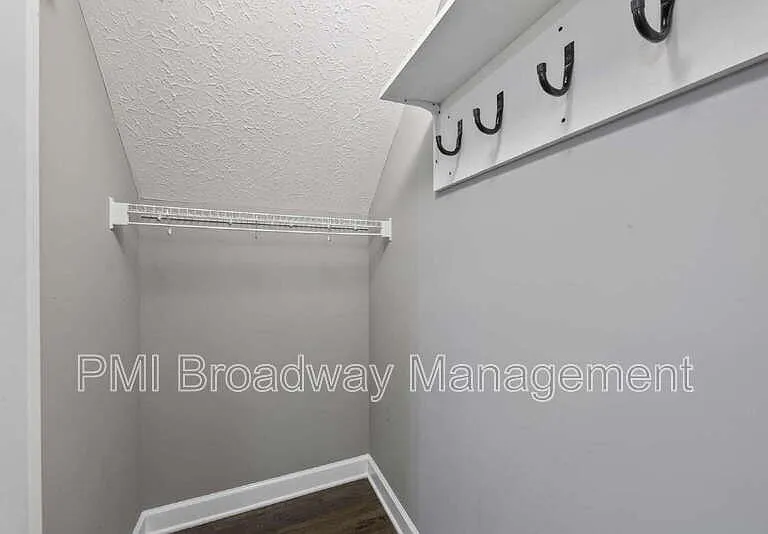 1259 Eagles View Dr — Photo 8