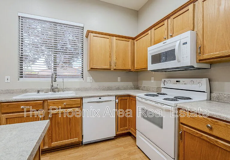 3355 E Los Altos Rd — Photo 24