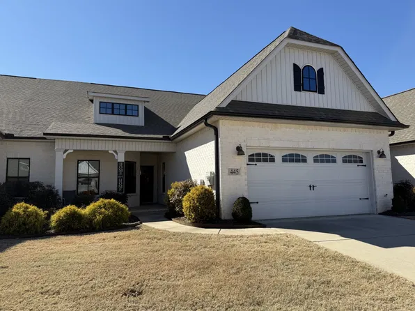 445 Legend Oak Way SW, Huntsville, AL 35824