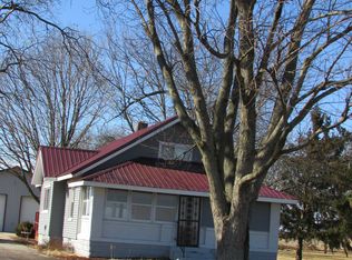 910 Campbell Rd, Greenwood, IN 46143