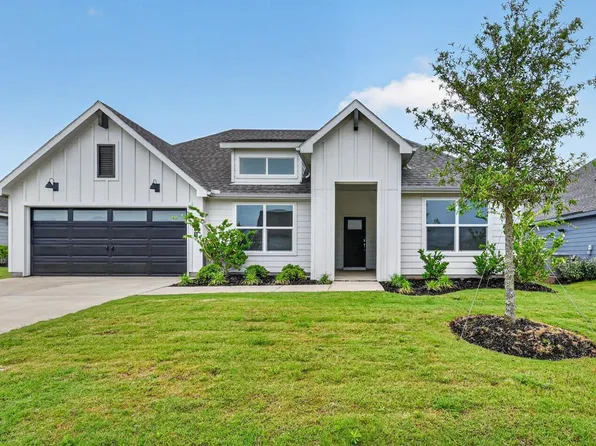 4231 Cornerstone Cir, Granbury, TX 76048