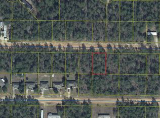 Arbour St, Defuniak Springs, FL 32433