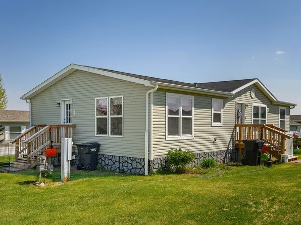 3867 N Valley Loop, Bismarck, ND 58503