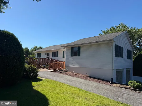 224 Tockwogh Dr, Earleville, MD 21919