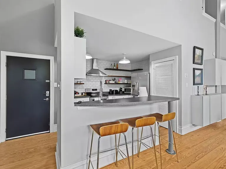 404 N Laurel Ave #42 — Photo 8