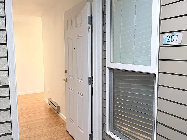 206 Mountain Park Blvd SW #D201 — Photo 2