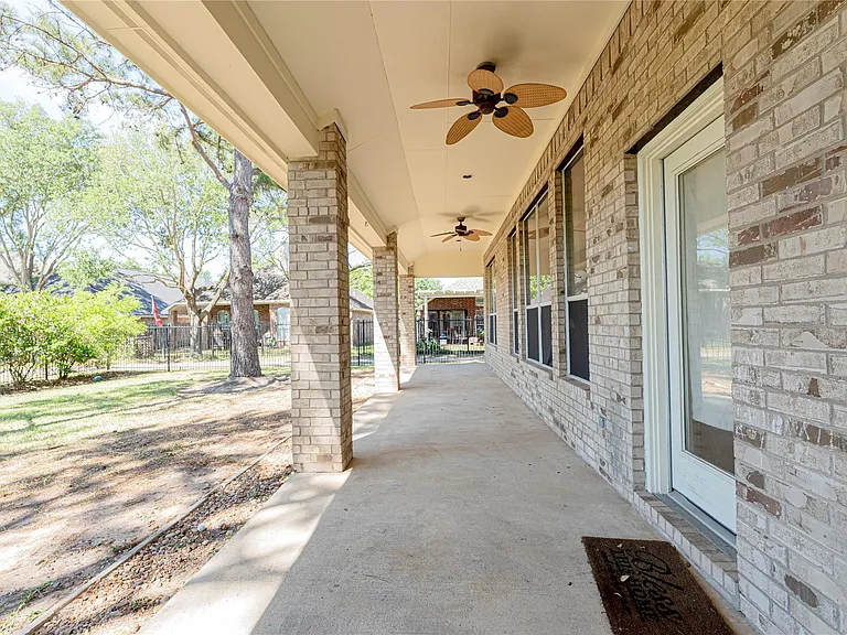 24319 Bay Hill Blvd — Photo 25