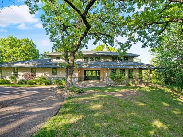 21350 Old Windsor Rd, Welch, MN 55089