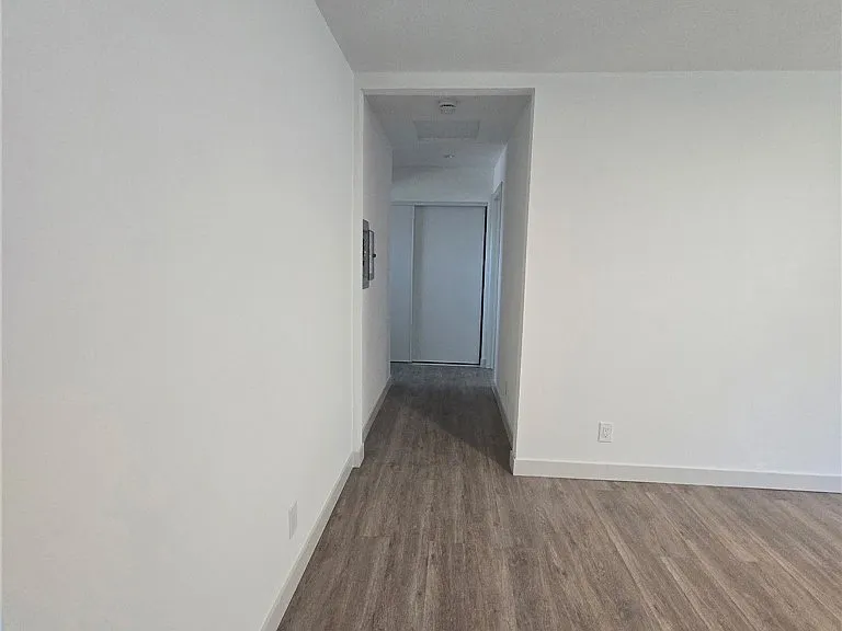 422 Devener St #C — Photo 4