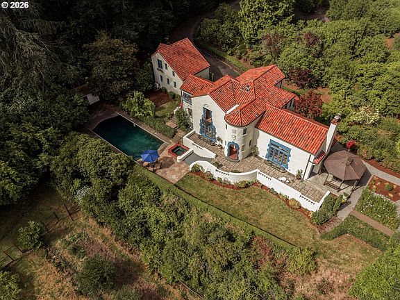 4th image of 11108 S Collina Ave