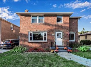 616 Woodland Dr, Buffalo, NY 14223