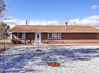 11624 Pagosi Ct, Apple Valley, CA 92308