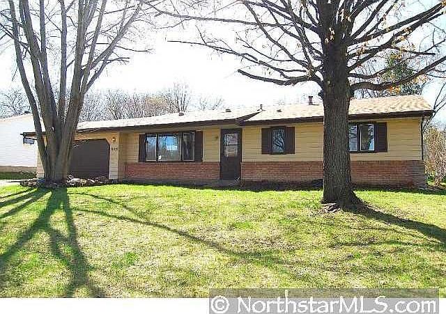 Home for Sale in Burnsville, MN $139,900
