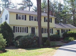 17 Olde Lantern Rd, Bedford, NH 03110