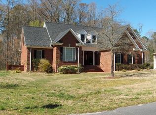 200 Oxford Rd, Greenville, NC 27858