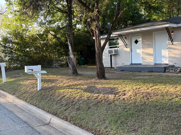 823 Byron Rd #B, Albany, GA 31701