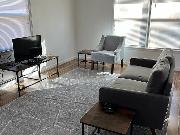 3812 Oak Park Rd — Photo 3