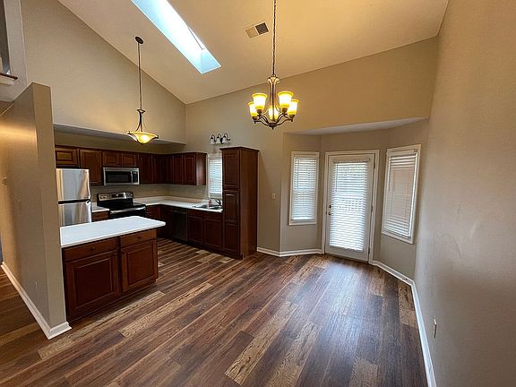 Kitchen/Dining