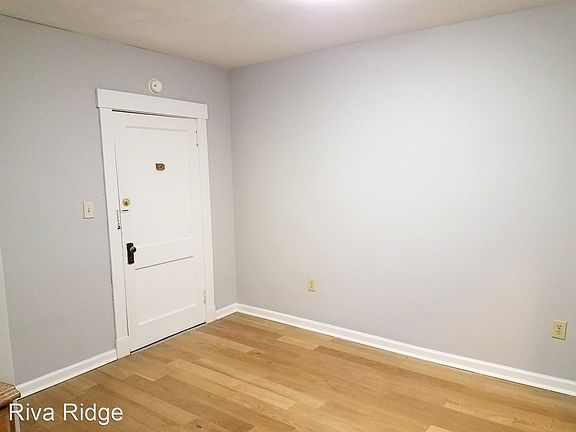 2nd image of 2906 Glenmore Ave #201