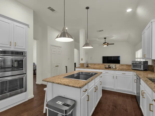 108 Hearthwood Dr, Coppell, TX 75019