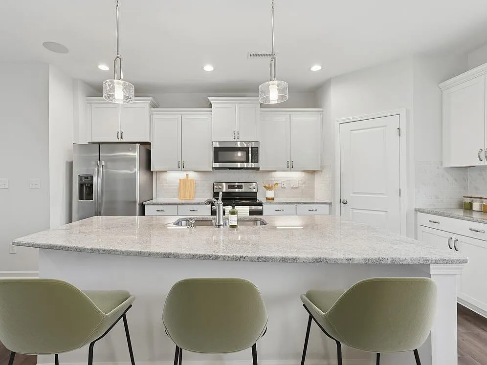 Avalon Townhomes Brier Creek — Photo 2
