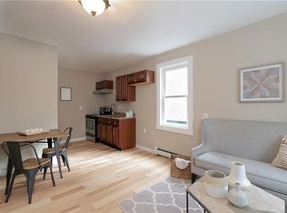 205 Oakland Ave #1, Providence, RI 02908