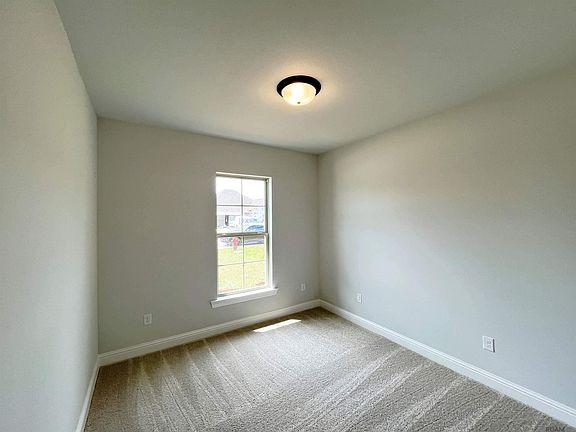 2nd image of 26141 Willette Ave