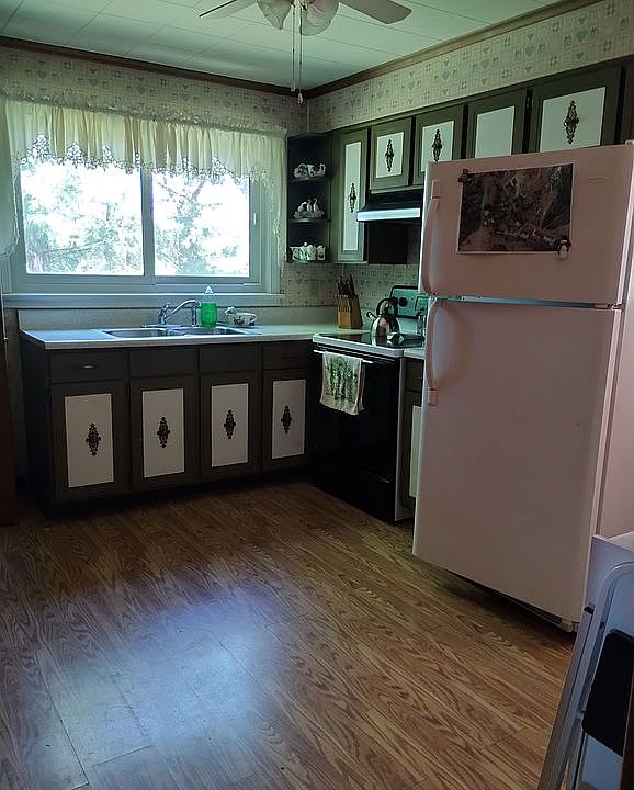 1st image of 2615 6th St