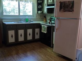 2615 6th St, New Cumberland, WV 26047