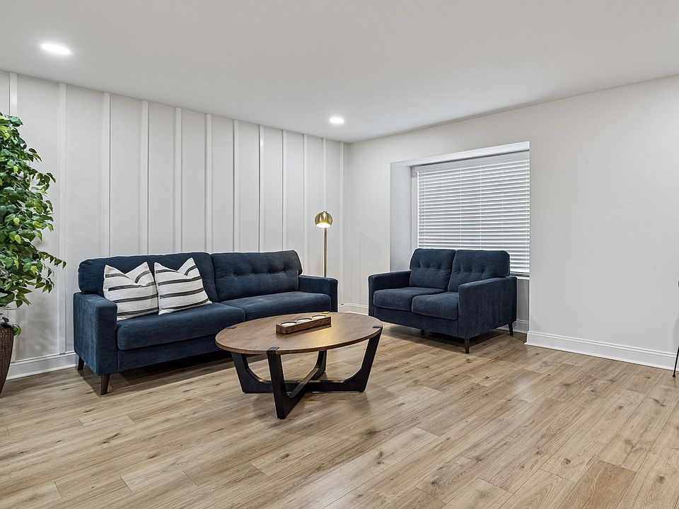 2nd image of 6955 Highland Park Dr