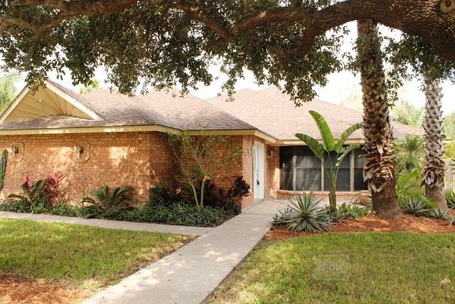 1st image of 2821 Poinciana St