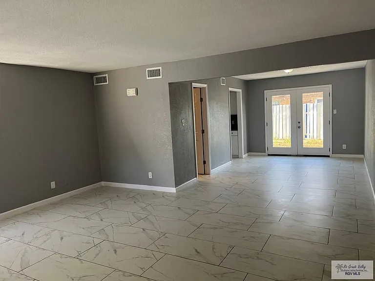 544 Galveston Rd #A — Photo 5