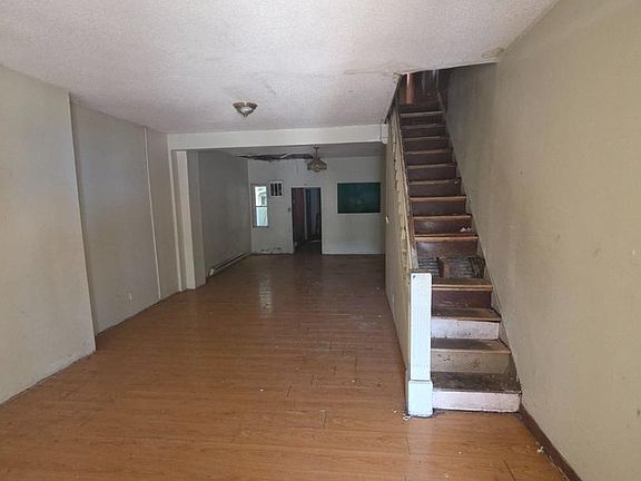 5th image of 1844 E Orleans St