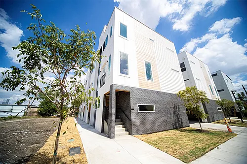 244 Urbane Crest Dr Photo 1