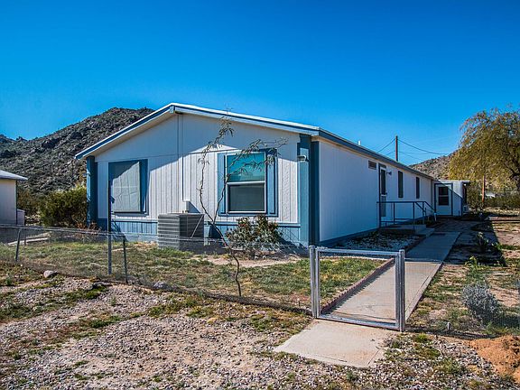 3rd image of 52872 W Sunbake Ln