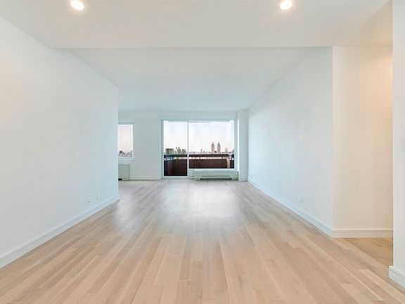 5th image of 1239 Madison Ave #25D